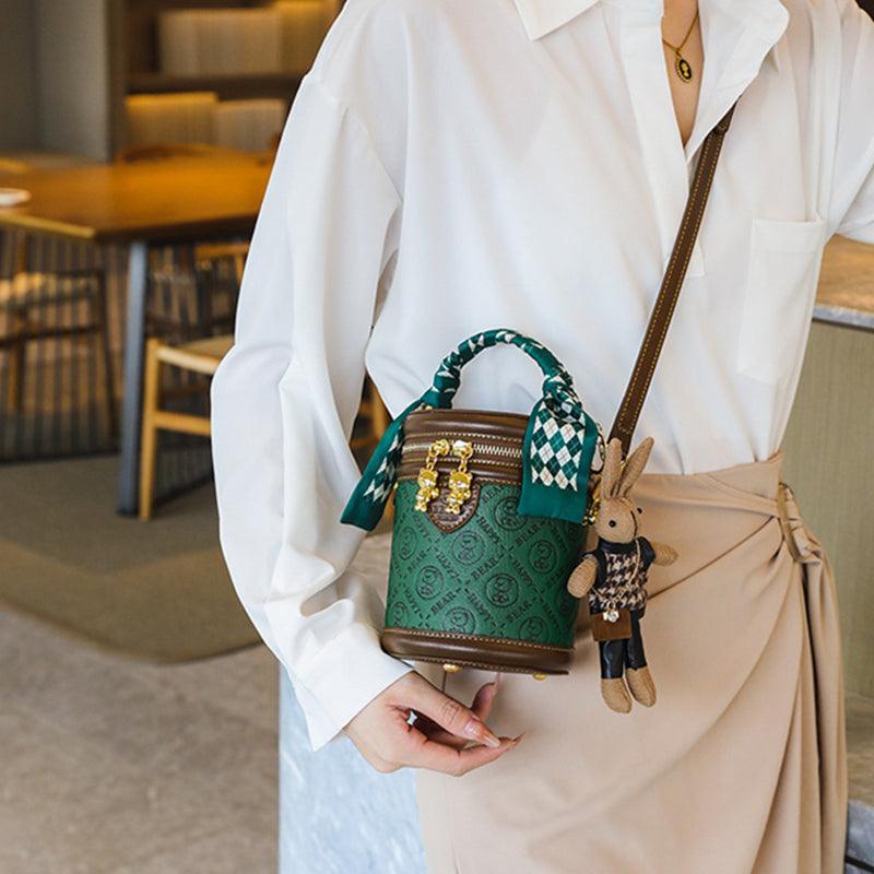 Château Charms Carry Bag
