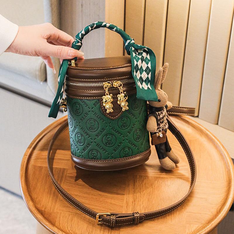 Château Charms Carry Bag