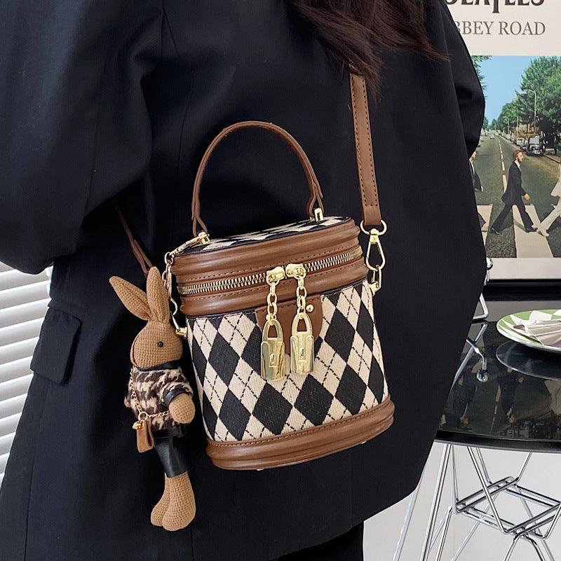 Plaidy Pouch Carry Bag