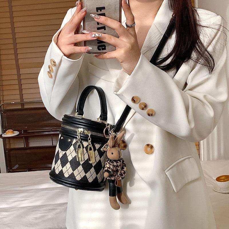 Plaidy Pouch Carry Bag