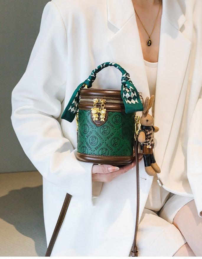 Château Charms Carry Bag